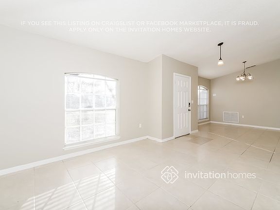 3rd image of 936 Delano Ct