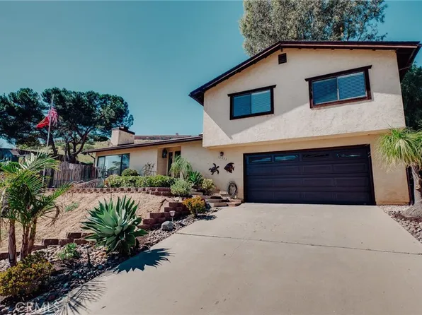 12433 Gay Rio Dr, Lakeside, CA 92040