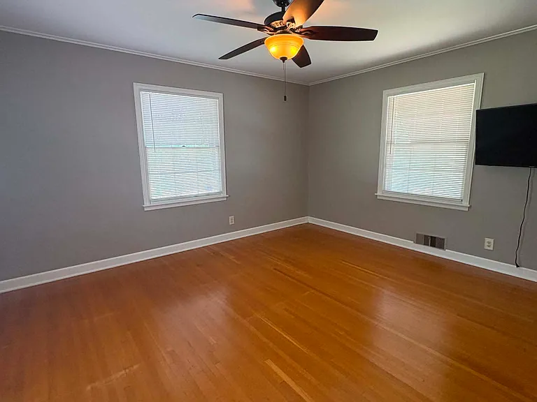 2421 S Boston Ave — Photo 27