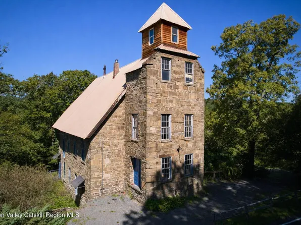 1883 Route 213, Rifton, NY 12471