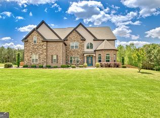 410 E As Way, Fayetteville, GA