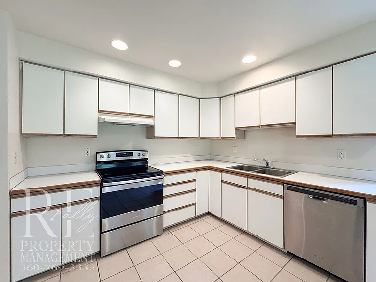 5852 SW Reese Ln — Photo 7