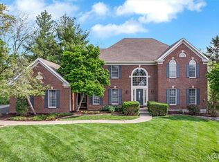17643 Ailanthus Dr, Chesterfield, MO 63005