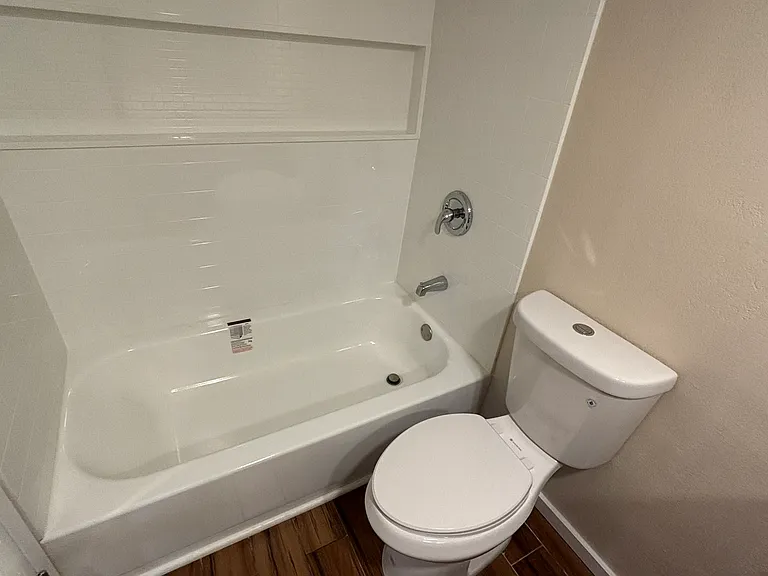 3601 W Tierra Buena Ln #Phoenix 85053 — Photo 17