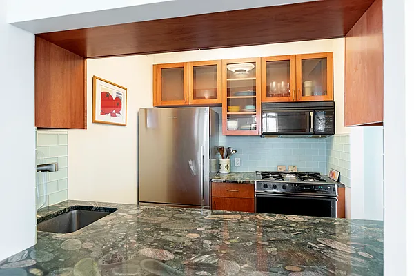 Sold by Compass | media 4