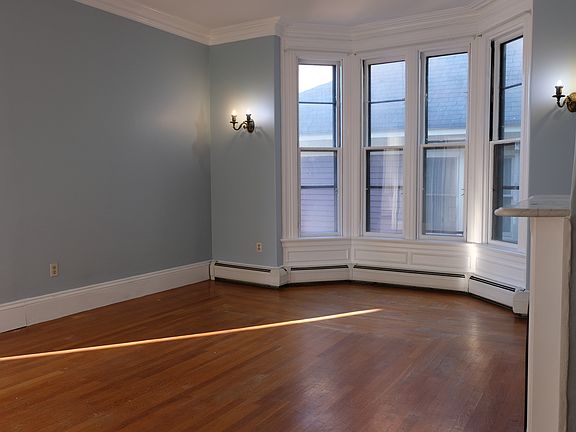 Second living room, re-painted