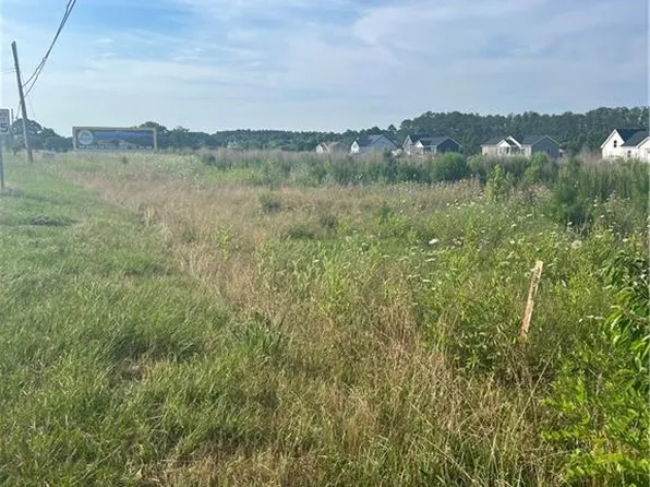 198AC Caratoke Hwy, Barco, NC 27917