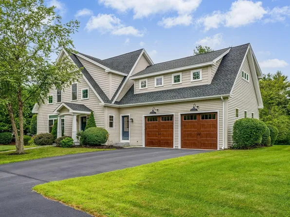 9 Mussel Cove Lane, Falmouth, ME 04105
