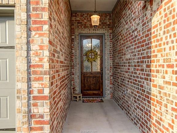 2nd image of 4229 Rock Bend Dr