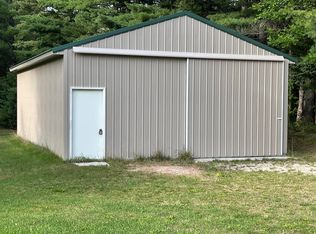 998 E Mullett Lake Rd, Indian River, MI 49749