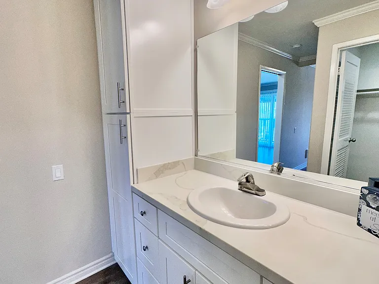 1x1 vanity area with storage