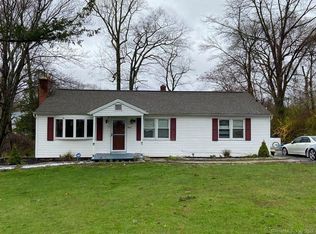 1867 Chopsey Hill Rd, Bridgeport, CT 06606