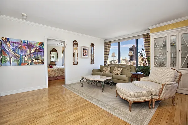 Sold by Corcoran | media 39