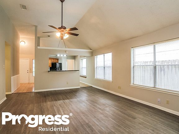 5th image of 19511 Atascocita Shores Dr