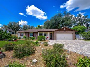 3917 King Dr, Brandon, FL 33511