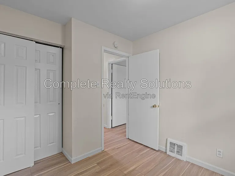 5661 Bermuda Dr — Photo 22