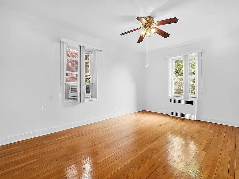 1620 Avenue I #101 — Photo 3
