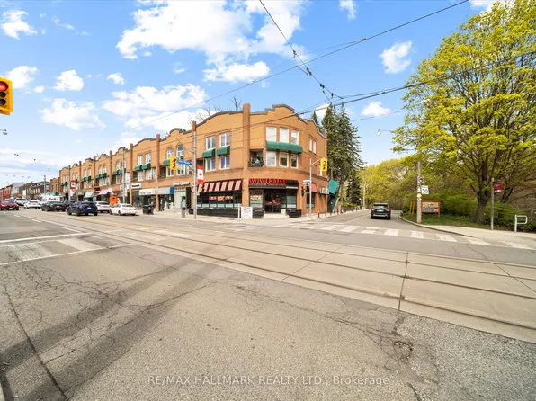 122 Glen Manor Dr #1, Toronto, ON M4E 2X6