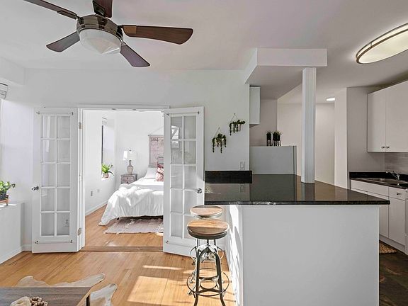 3rd image of 321 E 12th St APT 20