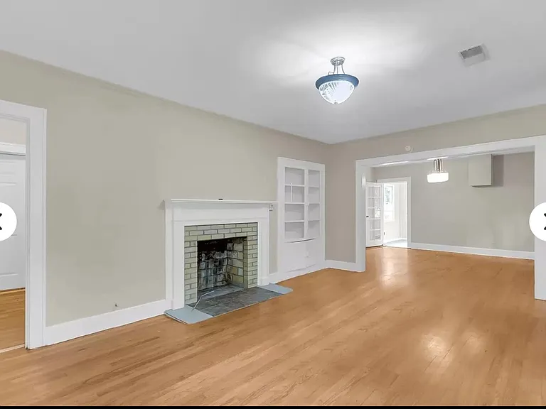16 Oak Forest Dr — Photo 8