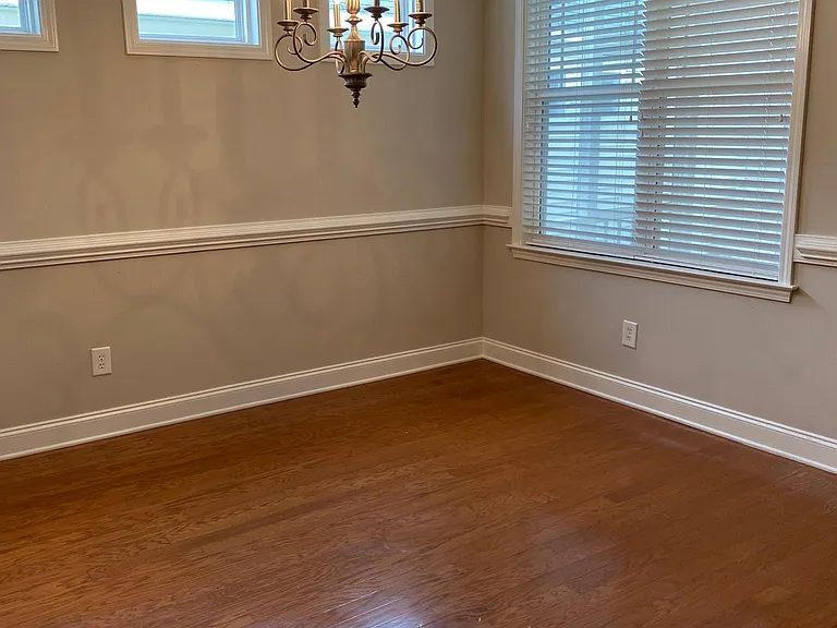 120 Denby Cir — Photo 9