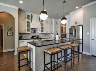 302 Creekview Ter, Aledo, TX 76008