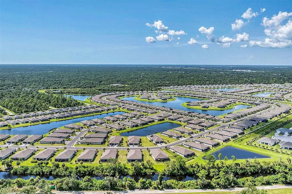 Building Photo - 2049 Bonito Way