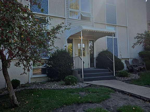 3rd image of 4351 Drew Ave S APT 4