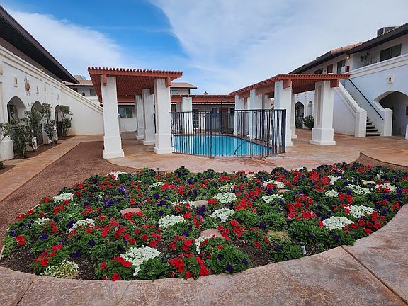 2nd image of 2095 Cottonwood Cir #223