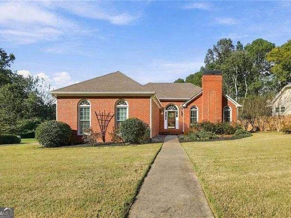 604 Spring Ridge Dr NW, Kennesaw, GA 30144