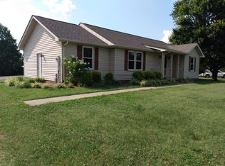 2640 Holt Ln, Clarksville, TN 37043