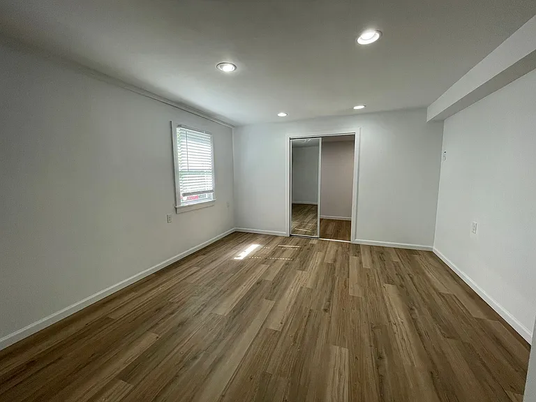 5412 York St #B — Photo 14