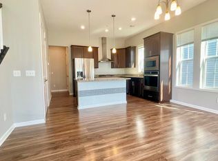 8118 Balsam Ln N, Maple Grove, MN 55369