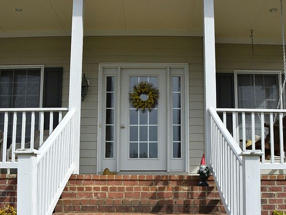 3rd image of 182 Brookshire Dr