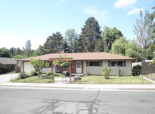 829 SW Crestview St, Pullman, WA 99163