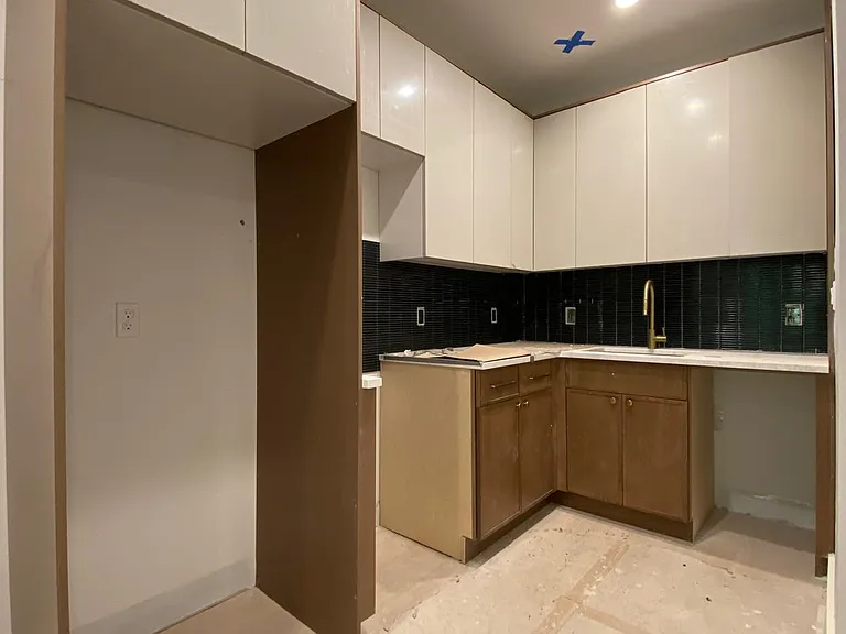107 S 3rd St #2 — Photo 3