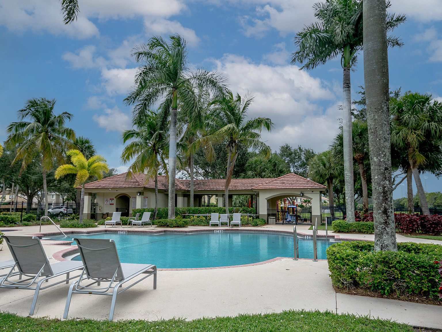 7622 Sonesta Shores Dr, Lake Worth, FL 33463 | Zillow