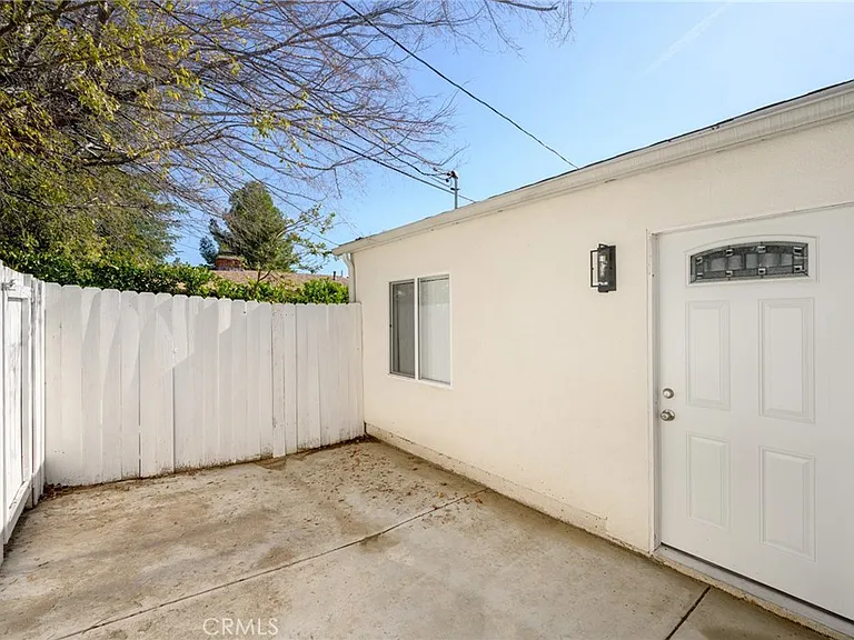 2926 Fairmount Ave #1/4 — Photo 2