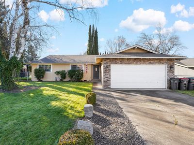 1499 Papago Dr, Medford, OR, 97504