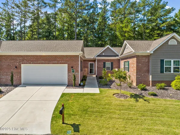 810 Lighthorse Circle, Aberdeen, NC 28315