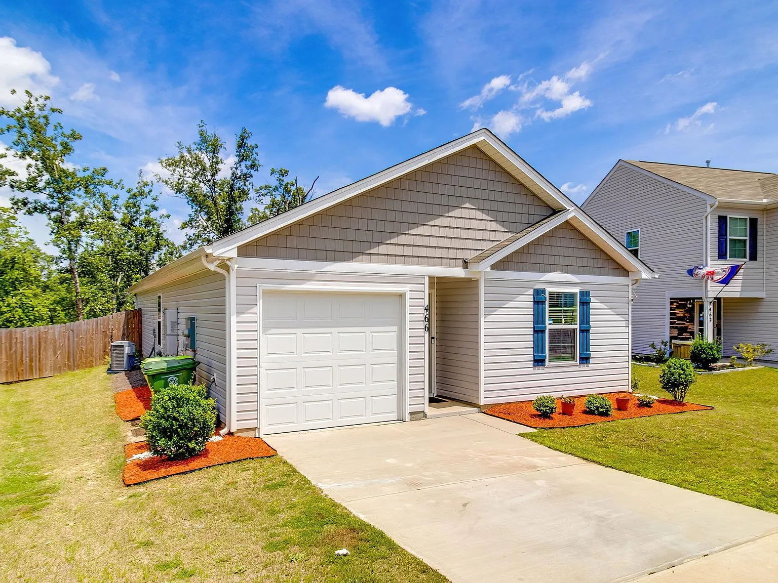 4 bed, 1482 sqft, $2,250 — Photo 3