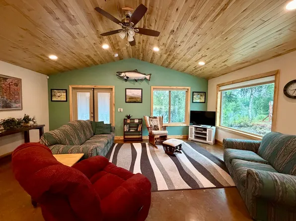 44010 Oehler Rd, Soldotna, AK 99669