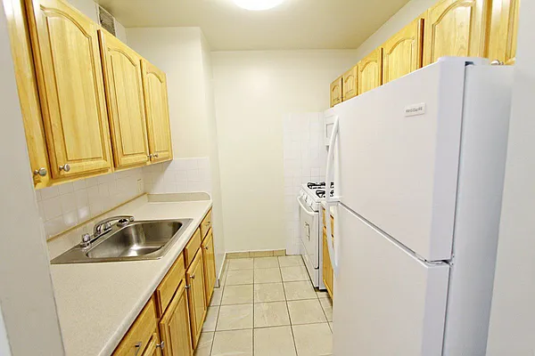 Rented by Bohemia Realty Group | media 31