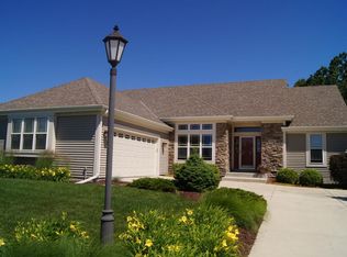 1242 Goldfinch Way, Oconomowoc, WI 53066
