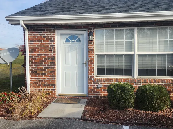 23 Boone Hill Ct #23, Johnson City, TN 37615