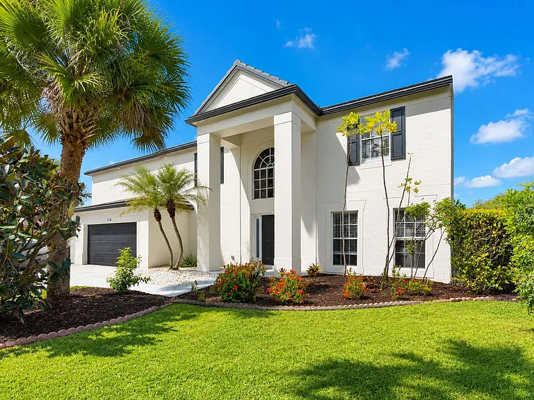 3870 Sabal Lakes Rd — Photo 1