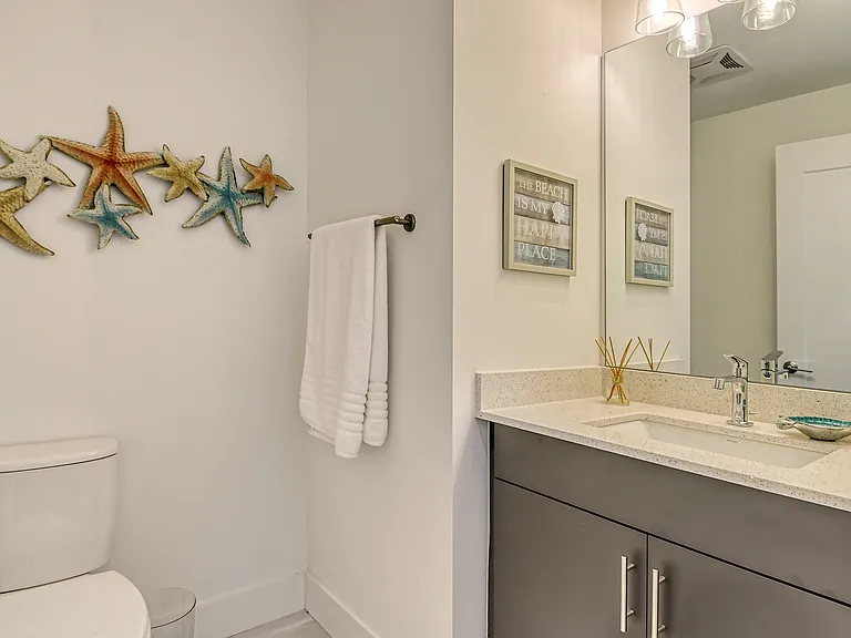1709 Tamiami Trl — Photo 17