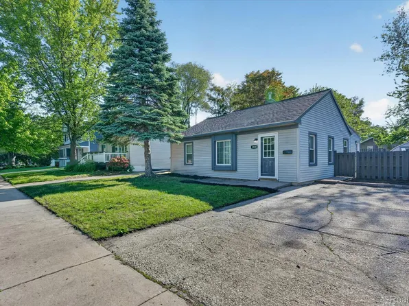 3024 Wolcott St, Ferndale, MI 48220