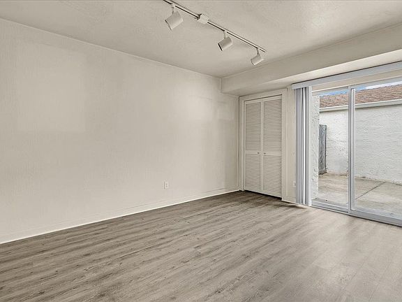 4th image of 3137 Seacrest Ave APT 17