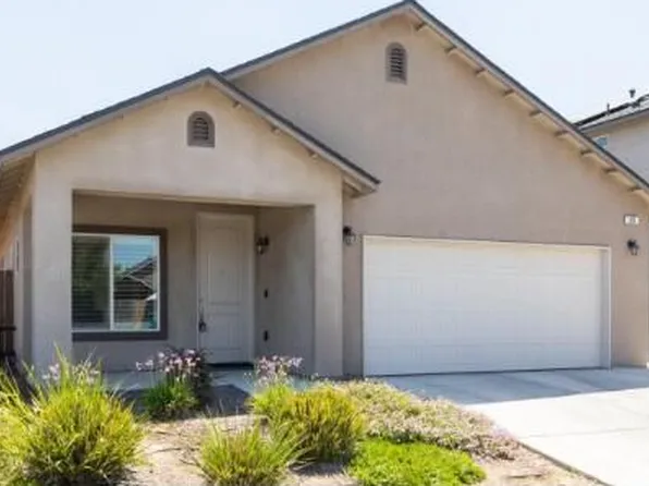 374 Dogwood Street, Dinuba, CA 93618
